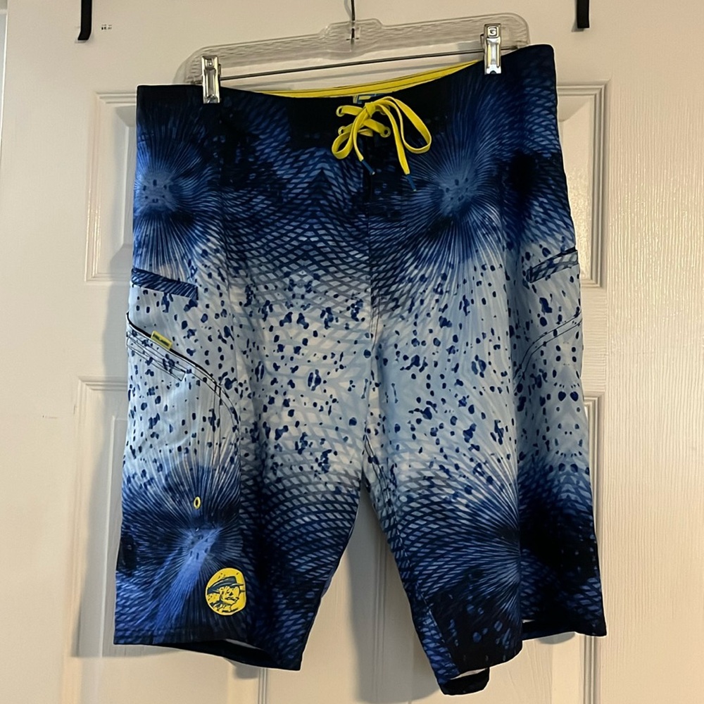 🦈 PELAGIC | Sharkskin board short technology board shorts size 34